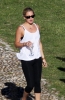 03396_Tikipeter_Kate_Hudson_relaxing_on_vacation_027_122_29lo.jpg