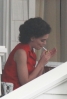Katie_Holmes_on_the_set_of_The_Kennedys_49_122_57lo.jpg